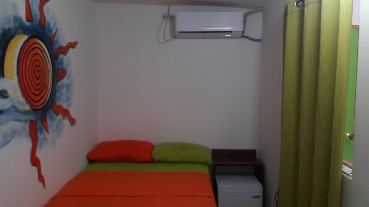 San Andres Vive Paradise Habitaciones Con Bano Privado A 80Mts De La Playa Principal Kültér fotó